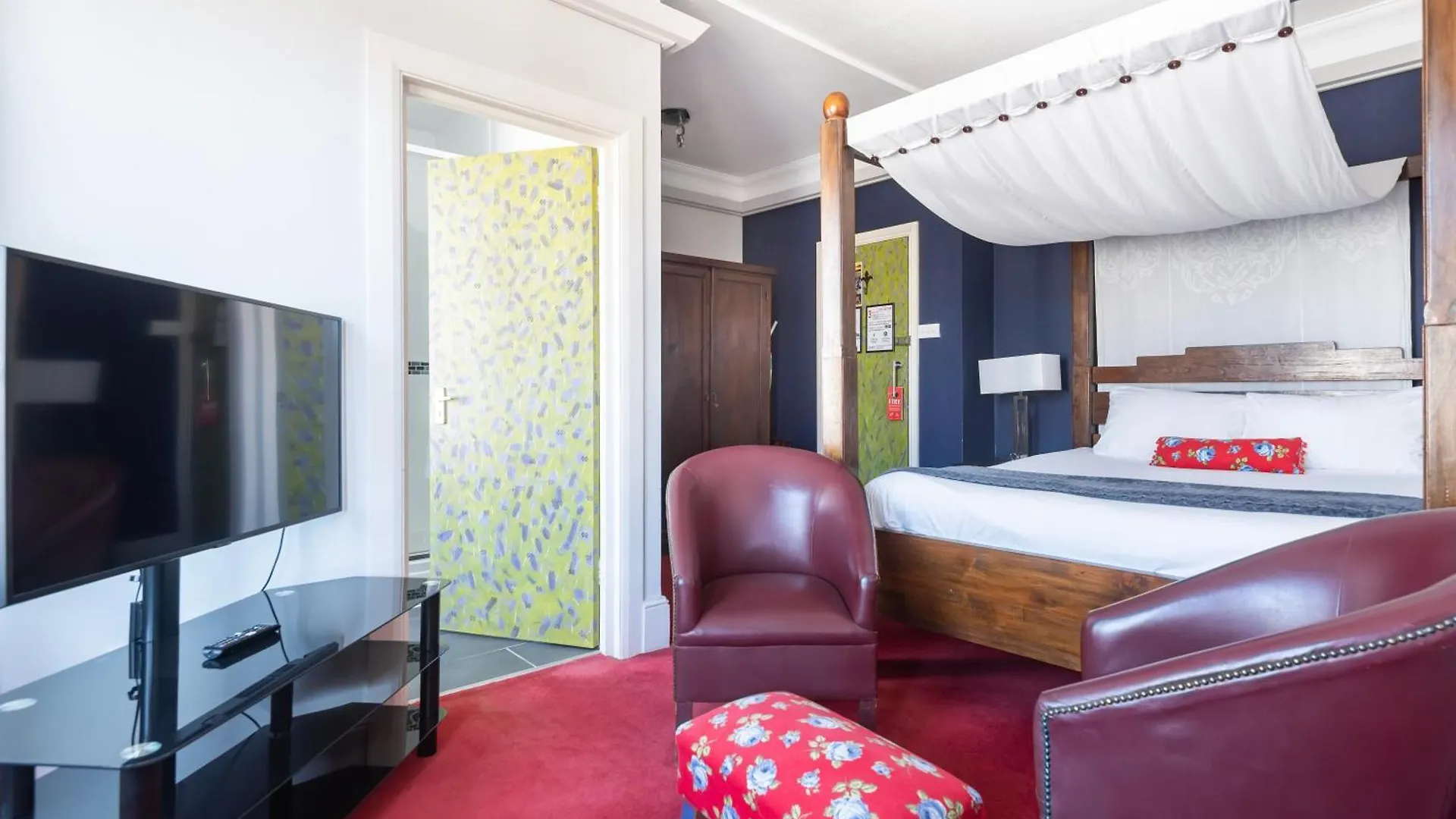 **** Guest house Innit Cavalaire Brighton United Kingdom